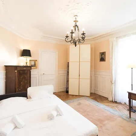 Veeve - Saint-germain Des Prés Allure